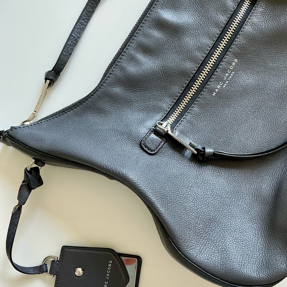 Marc Jacob’s Grey Hobo - Picture 3 of 16